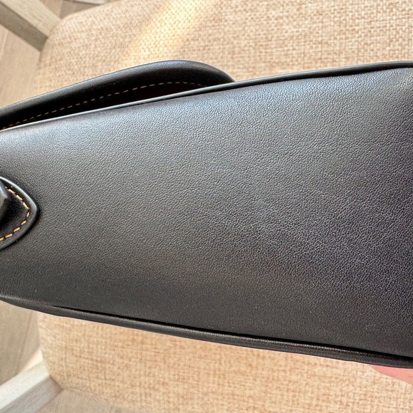 Coach Rambler Handbag in Glovetanned Leather (Black) - Picture 7 of 16